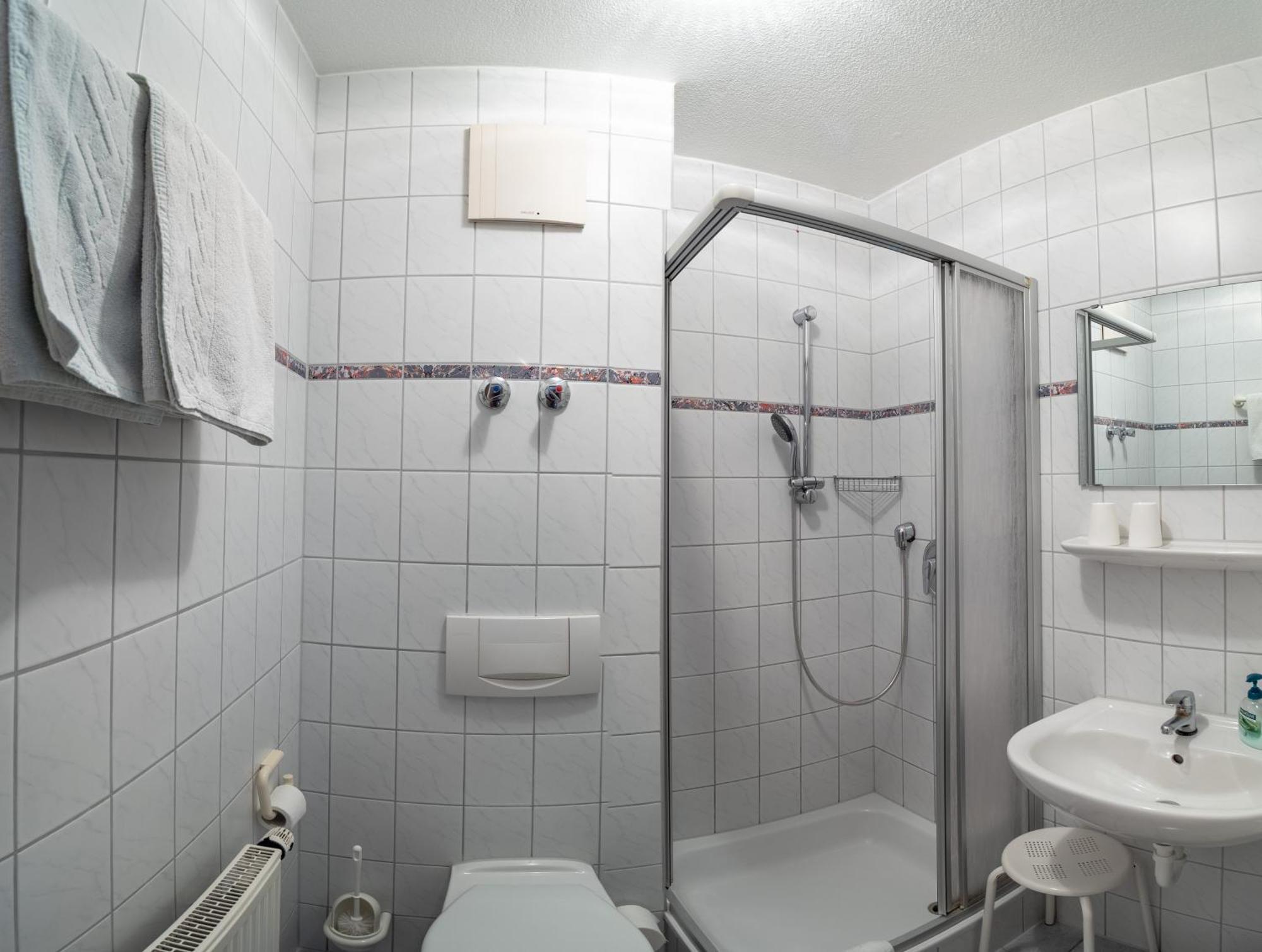 Gaestehaus Marion Dettingen an der Erms Room photo